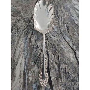 Oneida Silver Carlton Silverplate 1898 Shell  Casserole Spoon Wm‎ A Rogers